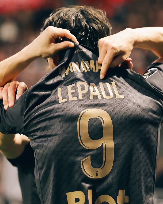 🎯 16 buts pour Lepaul, meilleur buteur du championnat. A noter sa très bonne progression dans le jeu, quand il décroche. Bravo Estéban ✌️
#lepaul #srfc #staderennais #rennes