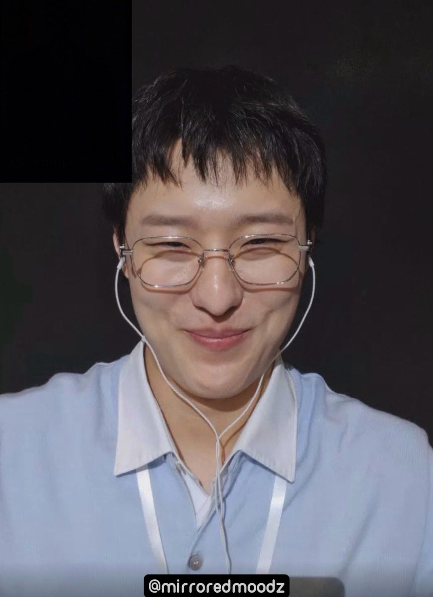 meredith tweet media