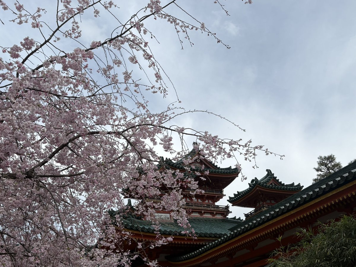 うるう tweet media