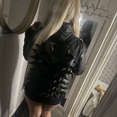 aryan jezebel tweet media