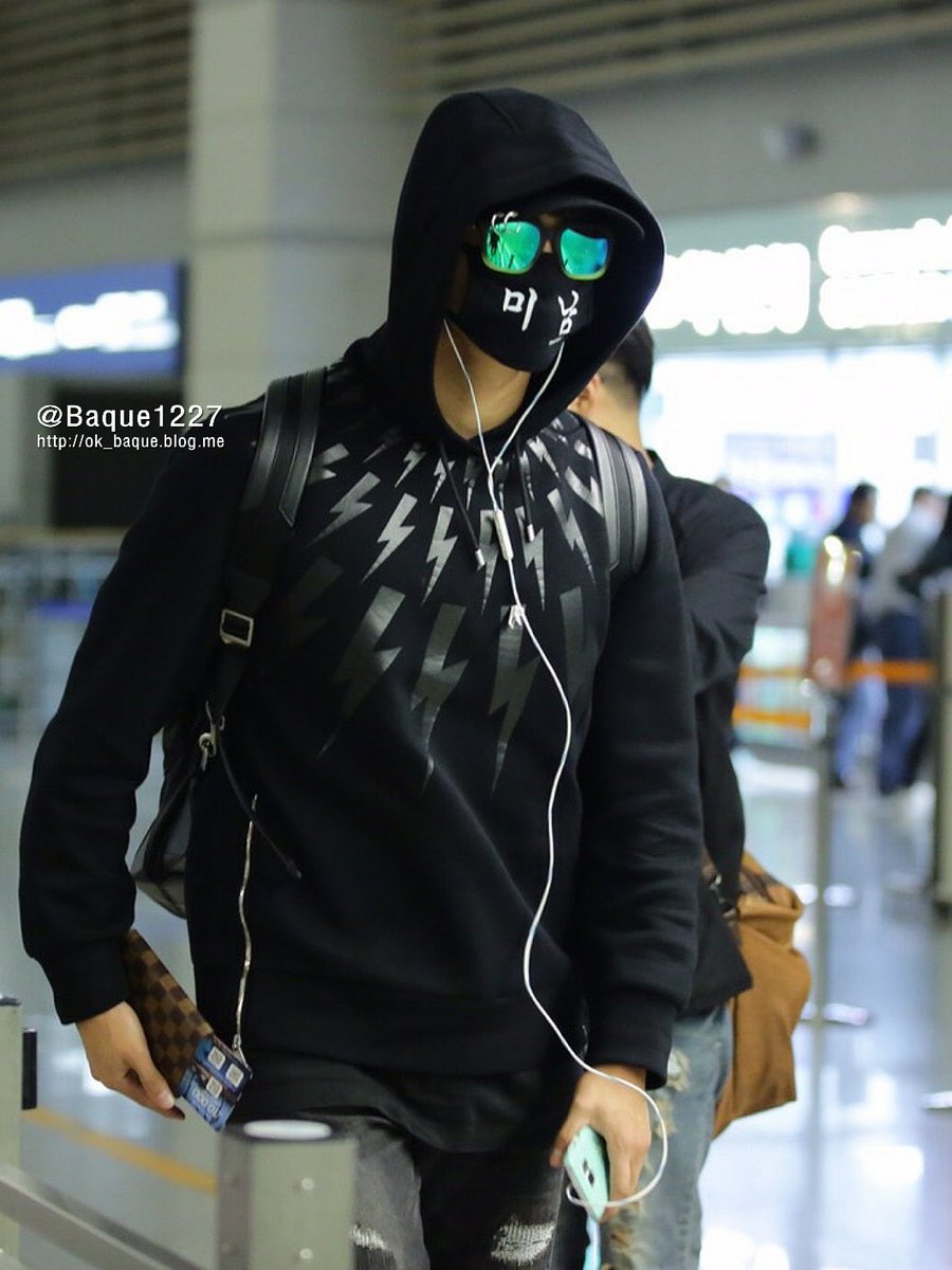 미남이시네요 꽃보다 아름다워😈🤩😈😍

#옥택연 #TAECYEON #택연 
#テギョン #oktaecyeon #2PM