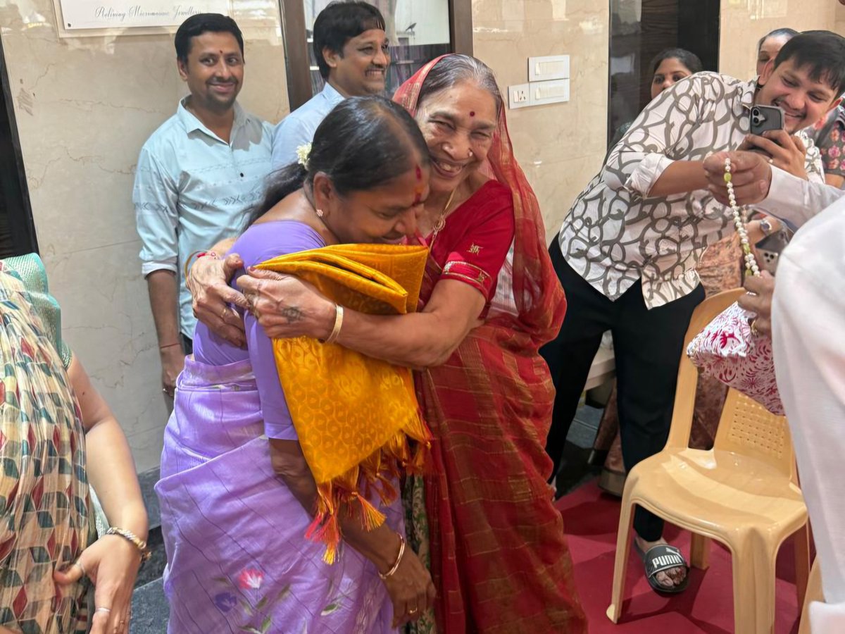 Valarmathi B - Say Yes To Women Safety & AIADMK tweet media