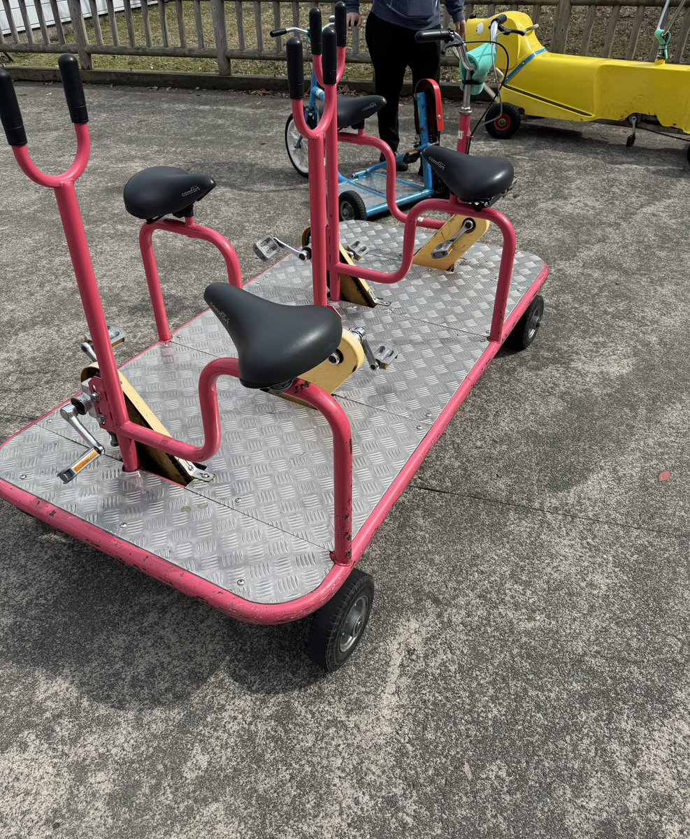 ちーぱ tweet media