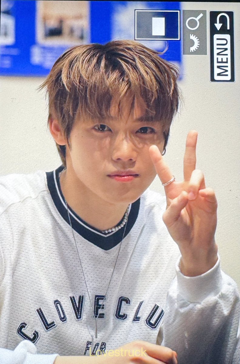 Lovestruck tweet media