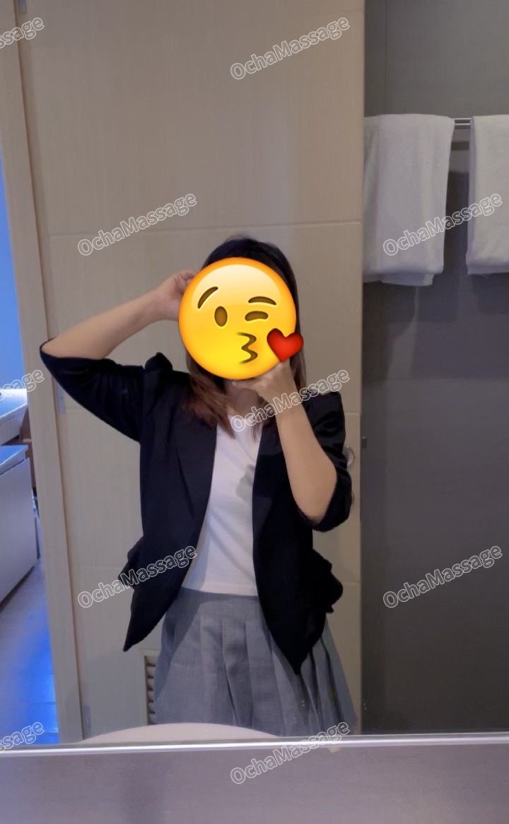 Hai kamu 🤍
Ocha hari ini available untuk nemenin waktu santai kamu dengan sentuhan relaksasi yang bikin nyaman.

✔️ Traditional Massage
✔️ Nuru Massage

📍 BSD / Jakarta (flexible)

👉🏻 RR by DM • DP👌🏻
t.me/Byyochaa_28

#availjakbar #availjaksel #massagebsd #realmassage