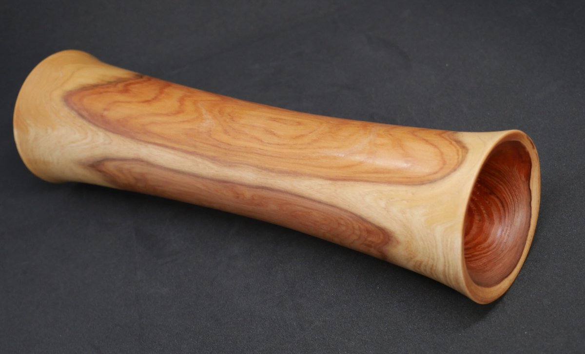 ArdwoodC's tweet image. Le vase bicolore en séquoia

👀
Ardwoodcreations.fr/boutique m/

#art #bois #woodworking #ardennes #déco