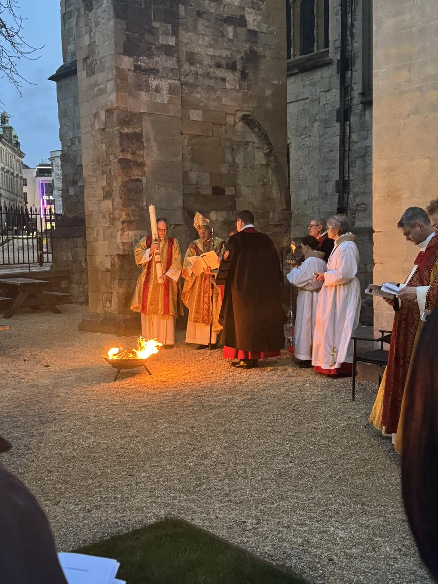 Mr_John_Harvey_'s tweet image. He is Risen! ✝️

Wonderful #Easter Vigil and Liturgy at @ExeterCathedral this morning… Wishing a peaceful and happy #EasterSunday to all who celebrate… 

#Exeter 

instagram.com/p/DWva-p7DOP-/…
