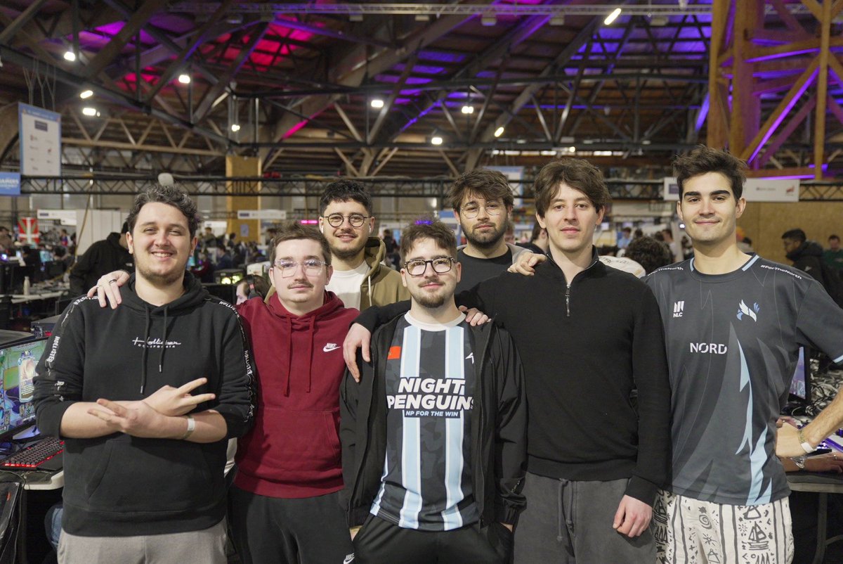NightPenguins's tweet photo. Début de cette 3e journée de GA 2026 😴

Le Roster LoL est prêt à en découdre dans ce bracket final en single elimination ! 🐧

@anthoo_lol
@Peche_Frui
@Djoozebey
@kross1l
@Romeo_L0L
@Godocmopanyxd
@Benjavi__ https://t.co/N863RDRC9s