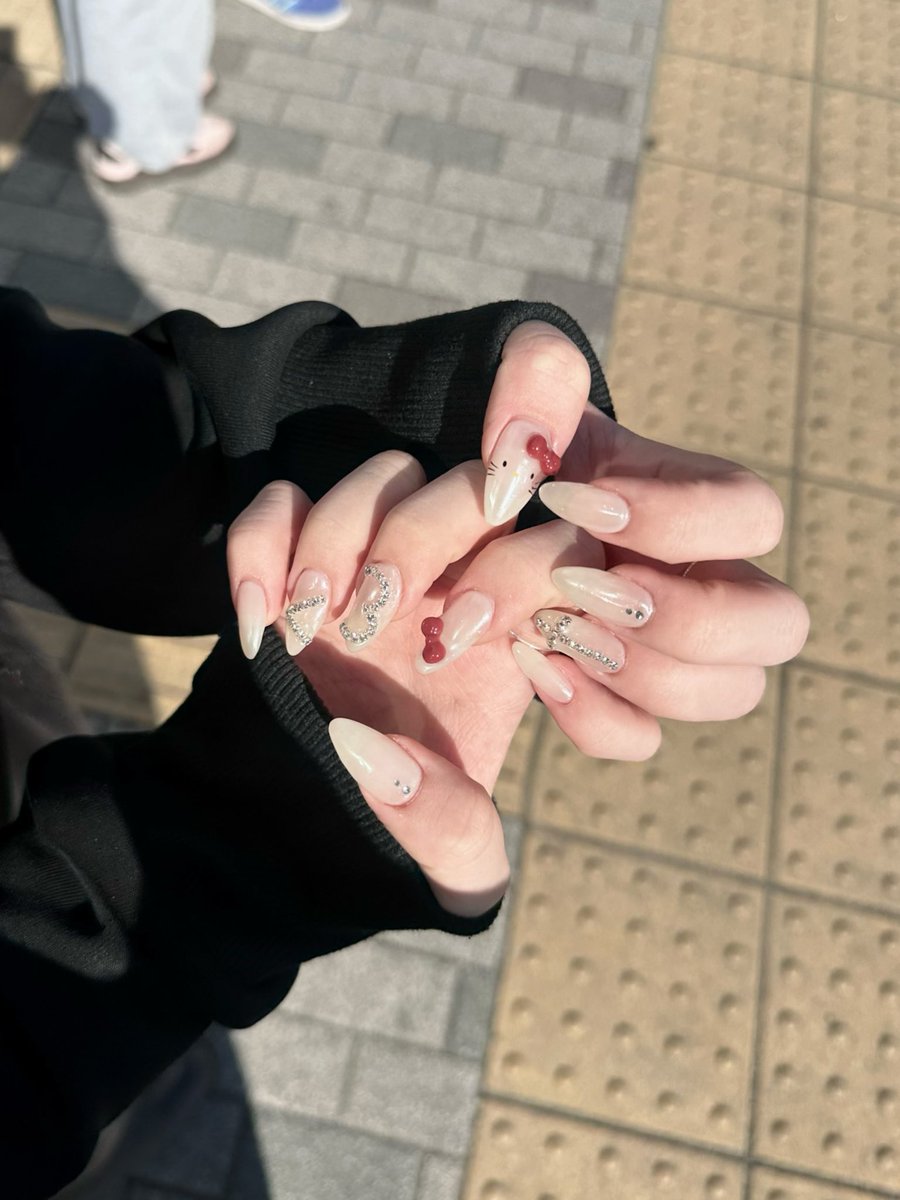 おやすみゃ tweet media