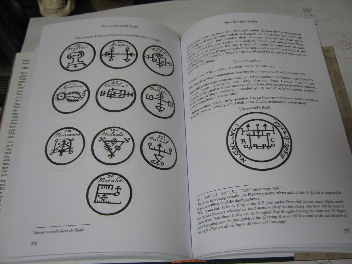 フィロ tweet media