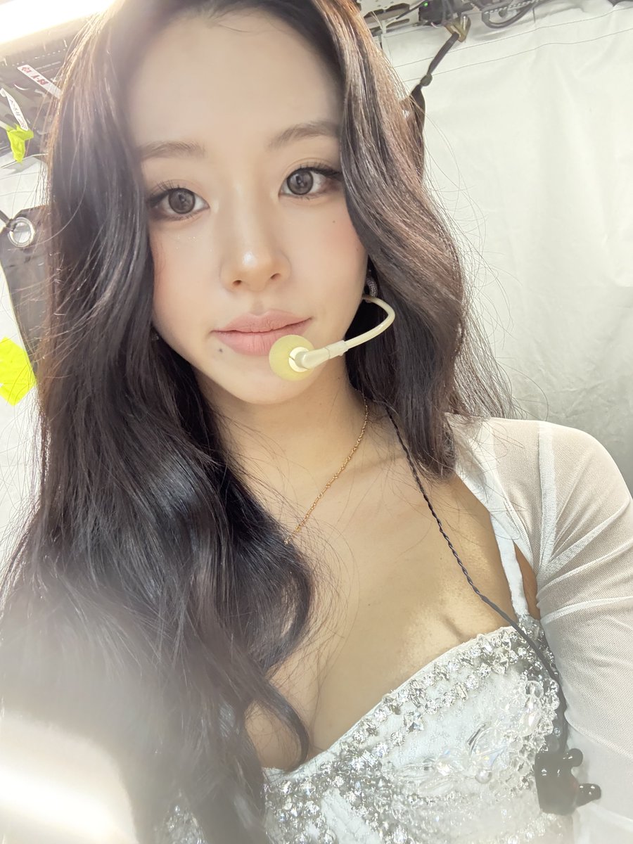 chaeyoung archive tweet media