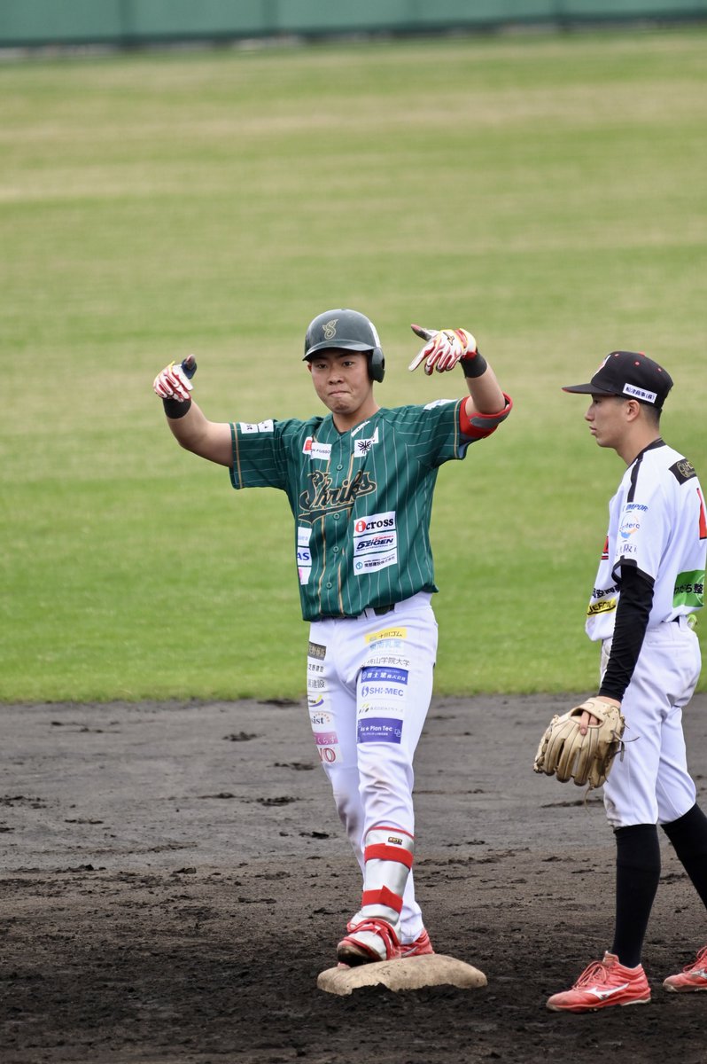 はるすけ tweet media