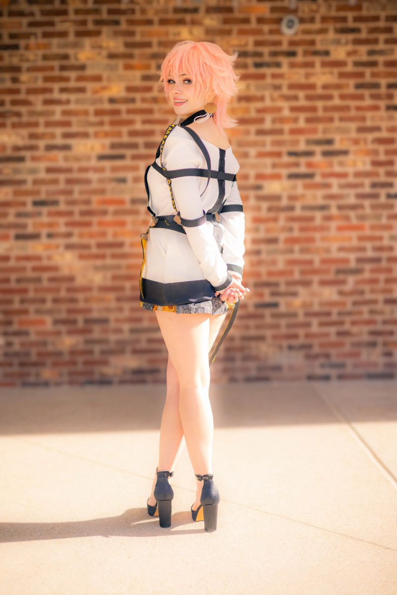 ToxicPais's tweet photo. Idk if I mentioned that I cosplay Muu as well.. my silly <3 #milgram #cosplay using tags on Twitter feels humiliating btw https://t.co/fzzUcus93Z