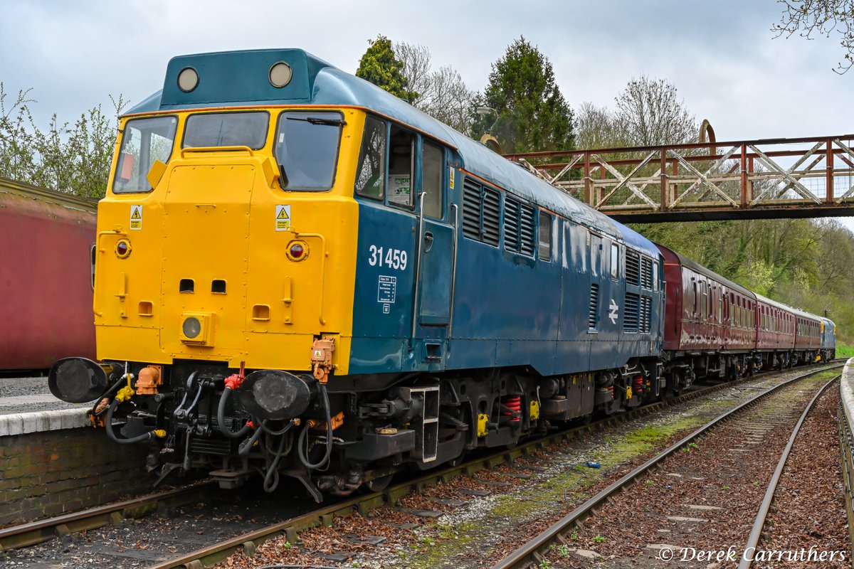 carru12901's tweet photo. A bit late but I've finally got around to posting my pictures of Brush type 2 number 31459 at the Battlefield Line on Good Friday 3rd April 2026. #class31 #Battlefieldline https://t.co/q3mTW5OffO