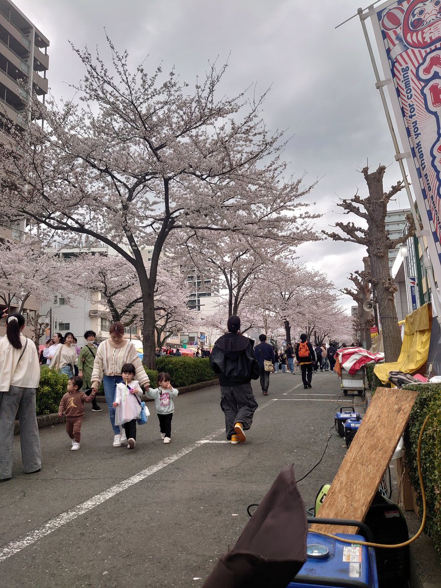 👑CR0WN👑 tweet media