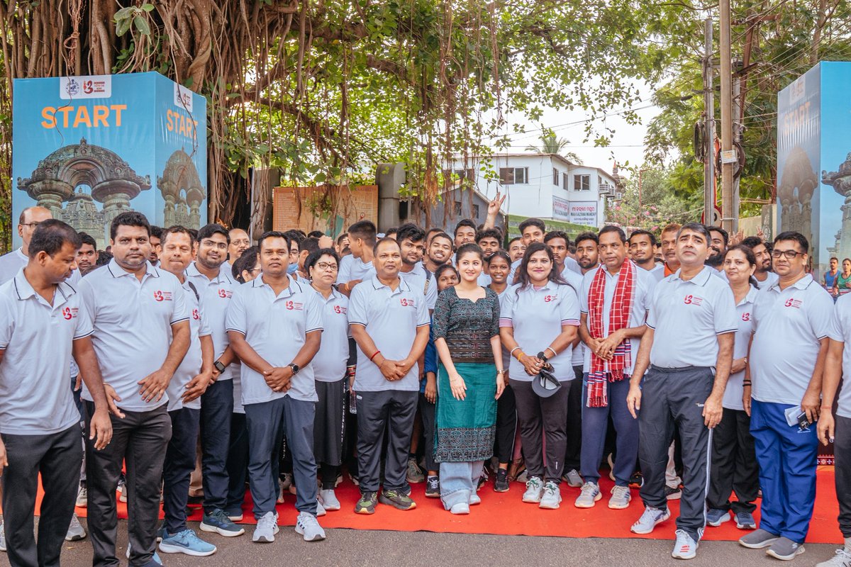 sports_odisha's tweet image. ମୁକ୍ତେଶ୍ଵର ମନ୍ଦିରଠାରୁ ରାଜାରାଣୀ ମନ୍ଦିର ପର୍ଯ୍ୟନ୍ତ ଆୟୋଜିତ ଐତିହ୍ୟ ଗଣଦୌଡ଼ ✨ 

#HeritageRun #FitIndia #ଓଡ଼ିଆପକ୍ଷ #ଓଡ଼ିଆଅସ୍ମିତା #ଐତିହ୍ୟଗଣଦୌଡ଼