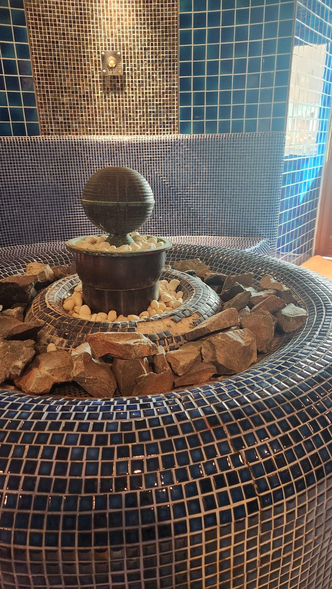 HHome🕯 tweet media