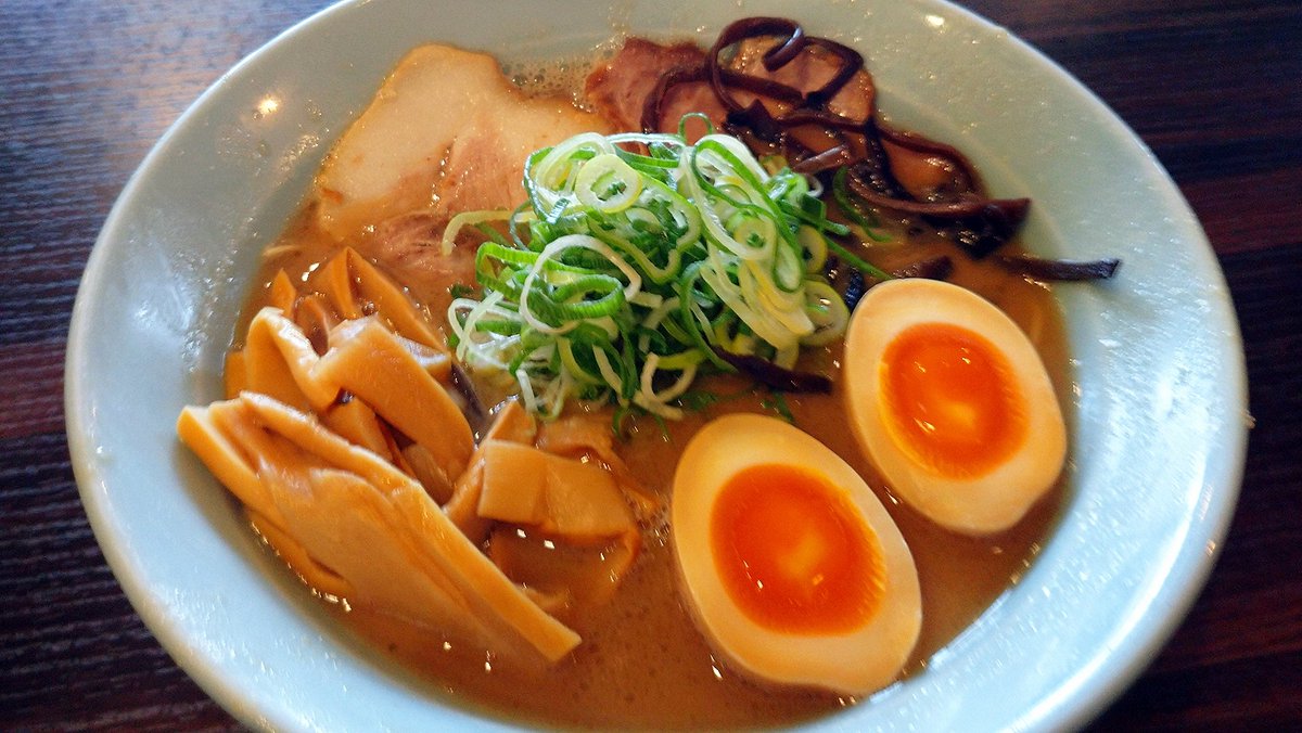 リスト tweet media