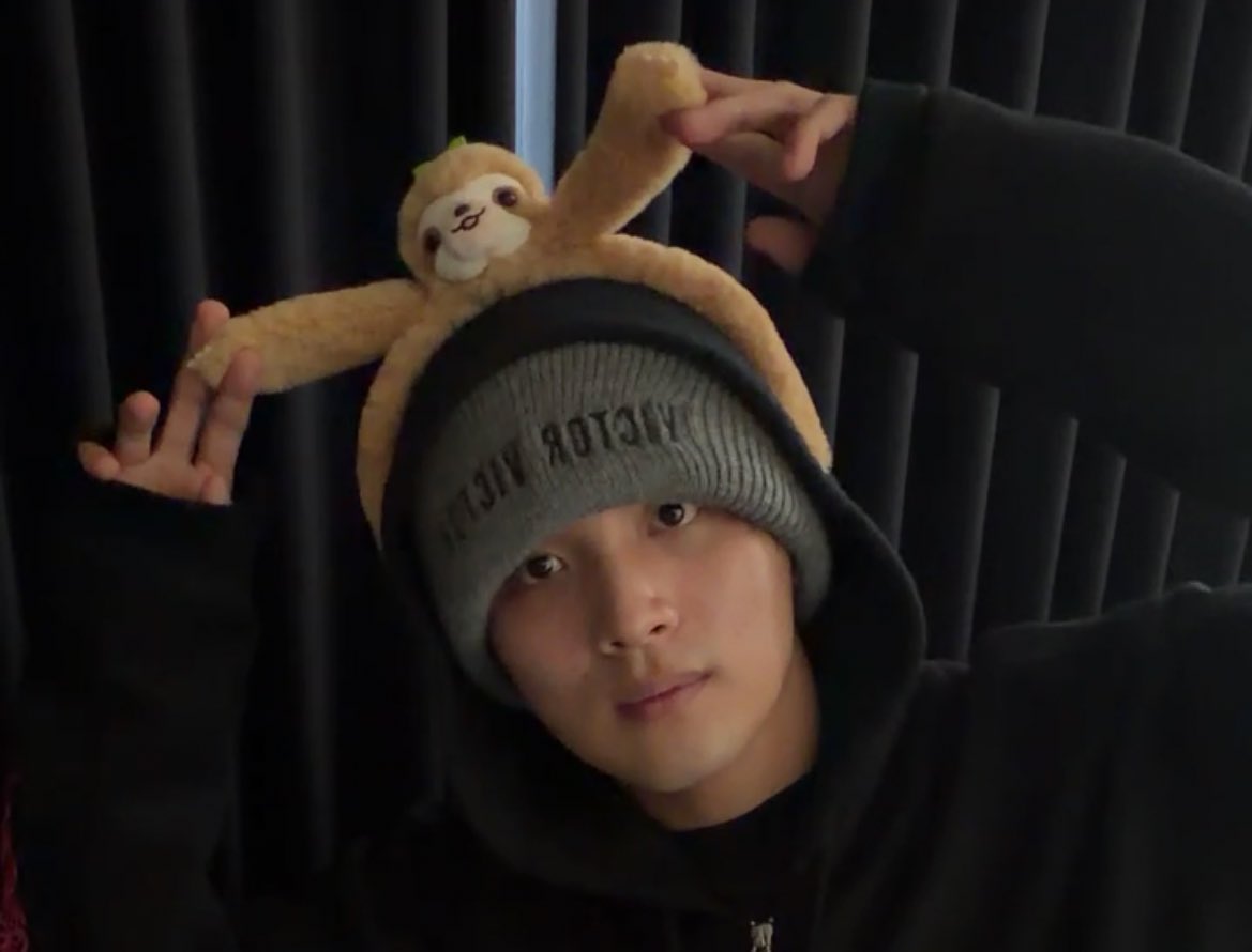 ana #TASTE tweet media