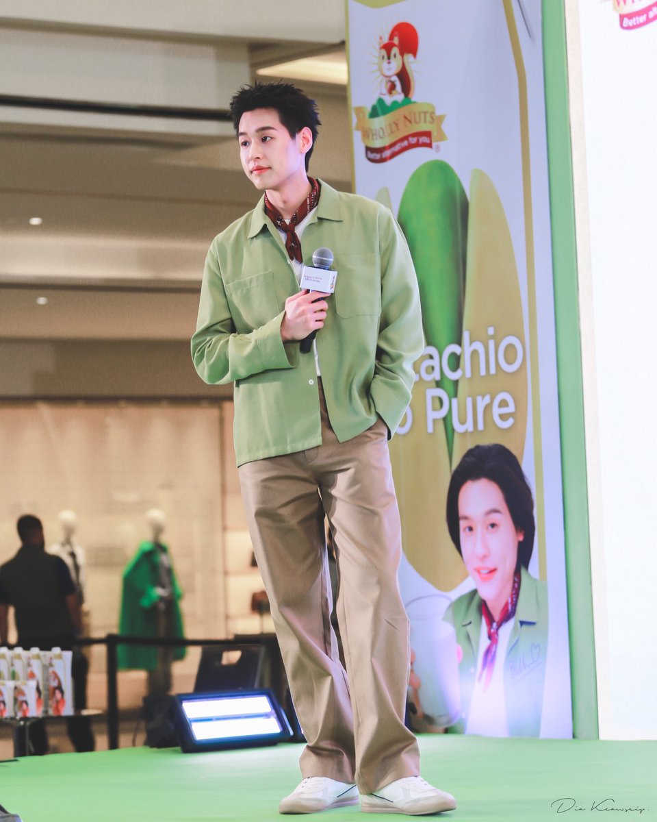 𝗱𝗶𝗮 ◡̈ 🤎🍃🍂 tweet media