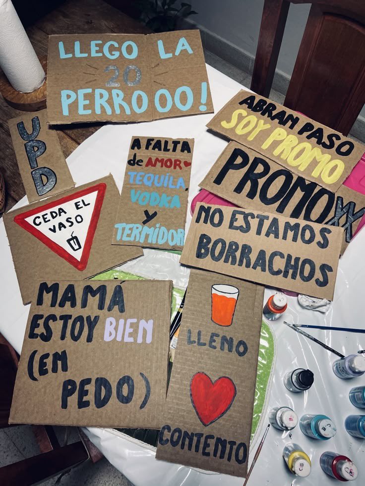louuustars's tweet photo. AU MUKE | turro

donde Michael va al upd y se enamora del que puso casa

 o 

donde Luke se queda cuidando al turro que se durmió en su sillón https://t.co/eWCbG6kcZS