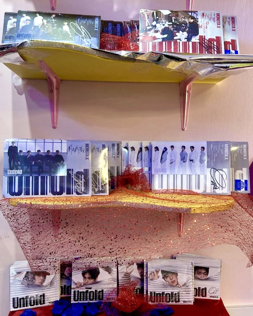 hello82 EUROPE tweet media