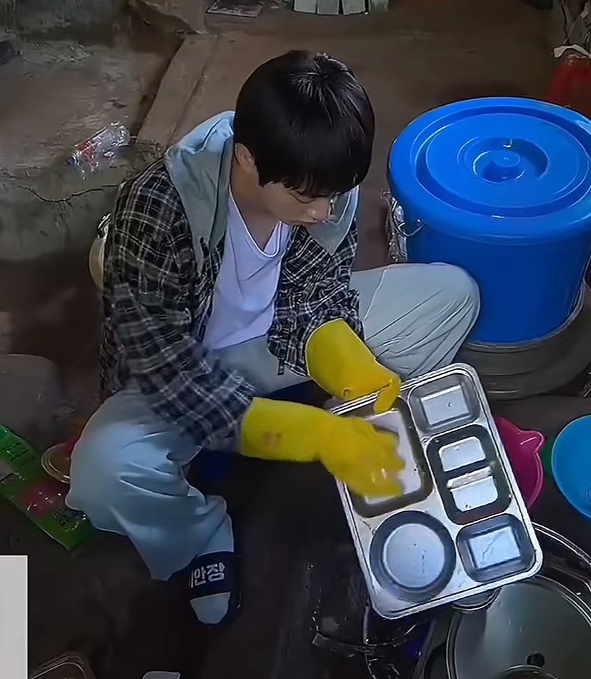 JIN. tweet media