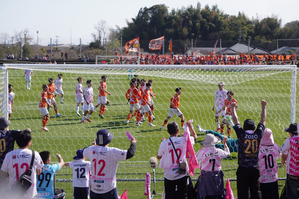 テゲバカ tweet media