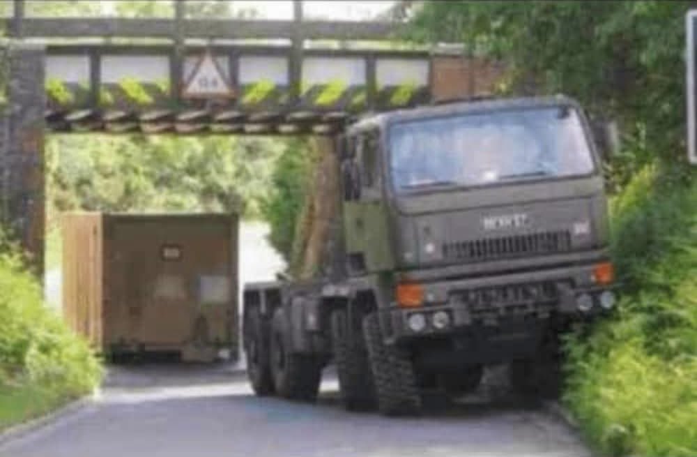 HURRY UP & WAiT tweet media