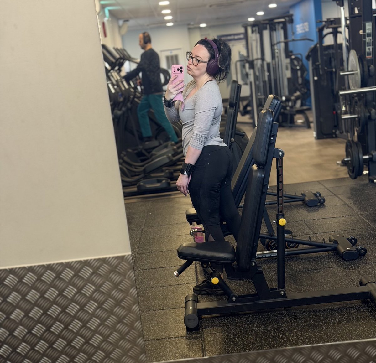 Usually Sunday is rest day for me, but as I didn’t go Friday…we swap out the days. 

Arms &amp; Abs complete. If I don’t have abs of steel come the summer…