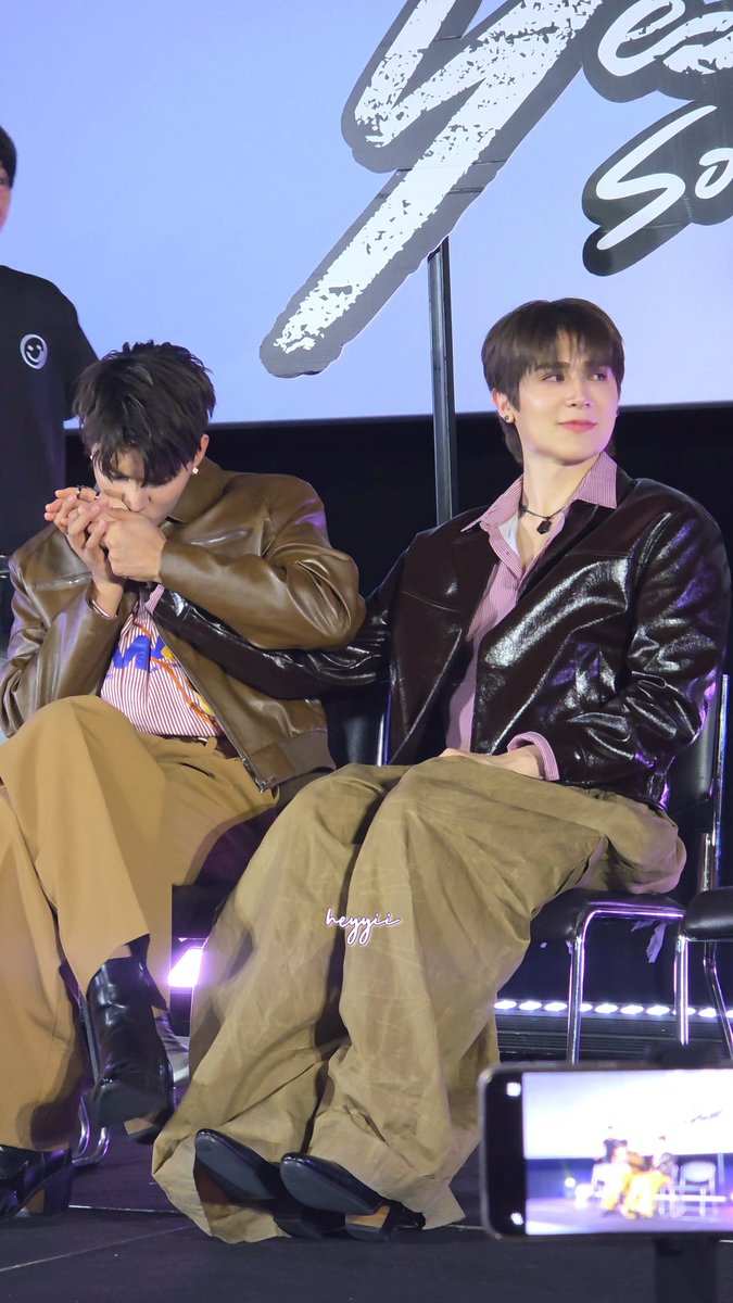 ♡𝕙𝕖𝕪𝕪𝕚𝕚♡ tweet media