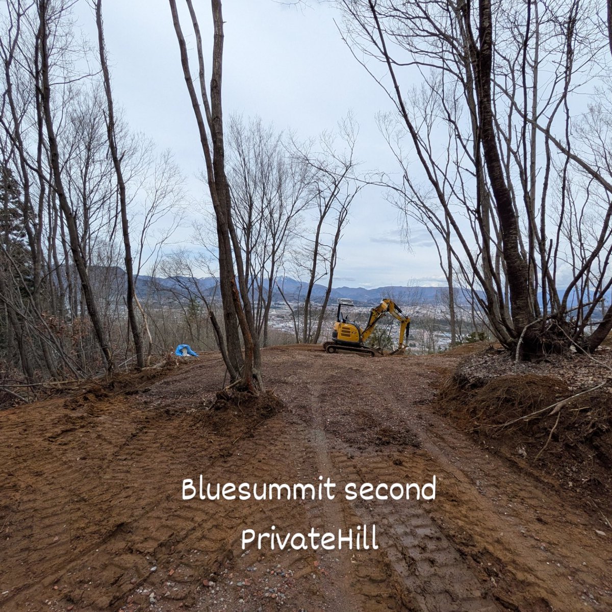 o298_san's tweet photo. @BlueSummitCamp 
新サイトPrivateHill
後は砂利を入れれば泊まれる？
GWまでに間に合いそう✨
サイトの中に🌳を残したのでハンモックもバッチリ行けまっせ😄
#ブルーサミットオートキャンプ場
#ブルーサミットセカンド https://t.co/f5OCxhp0XM