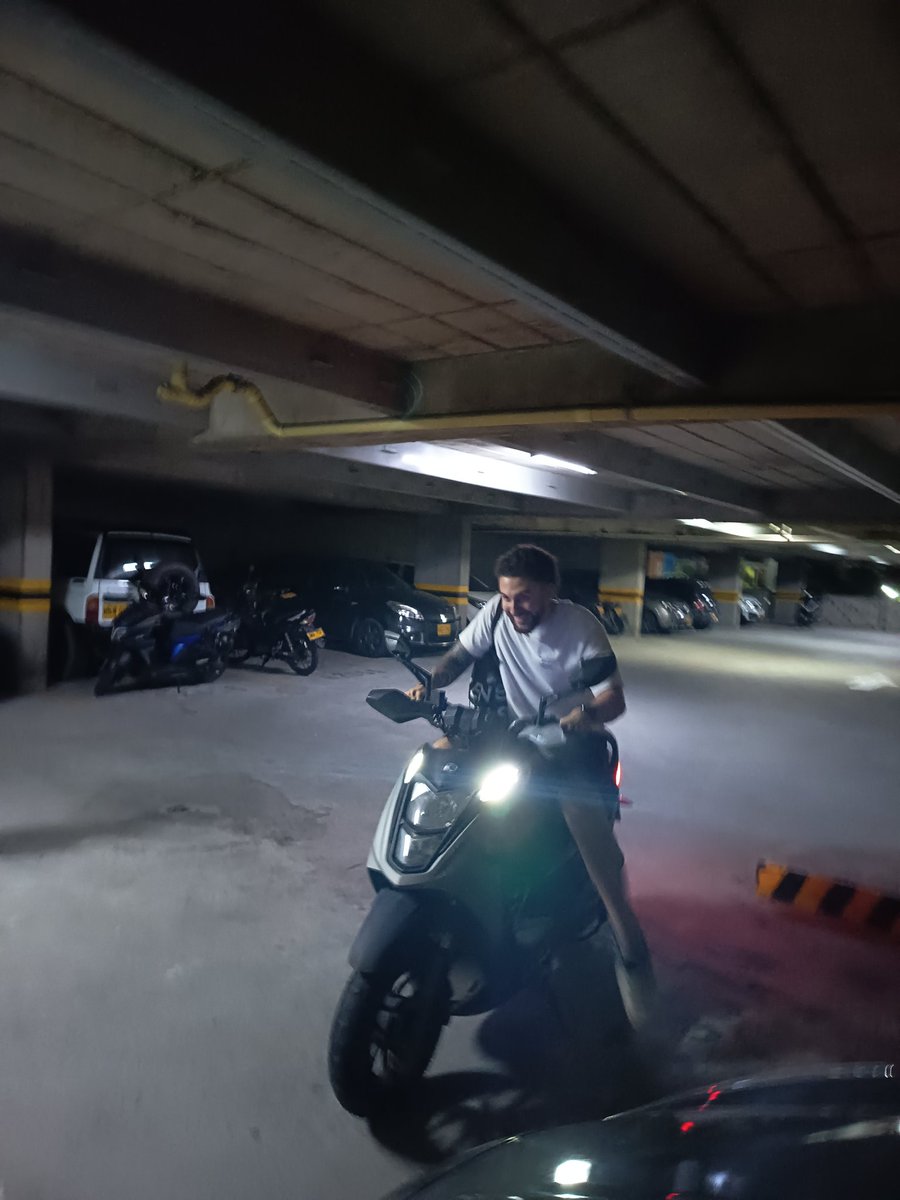 Montaño tweet media