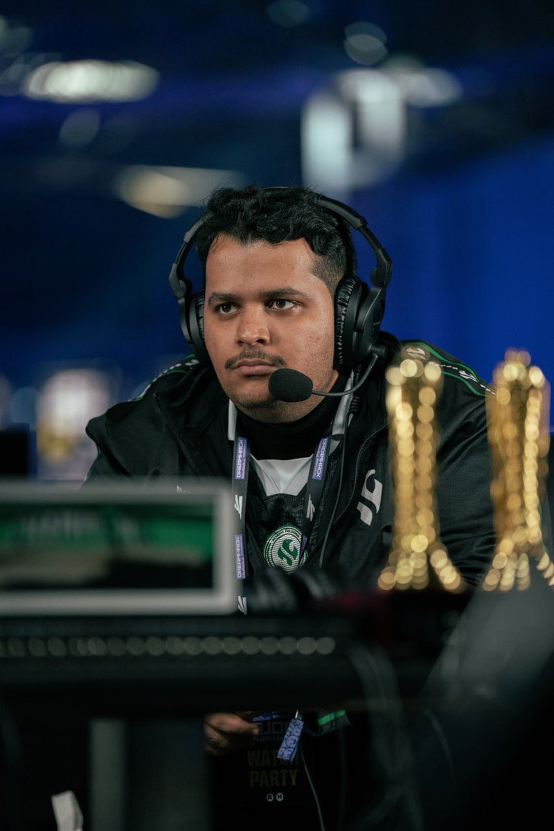 Falcon Abu Najd | ابو نجد tweet media