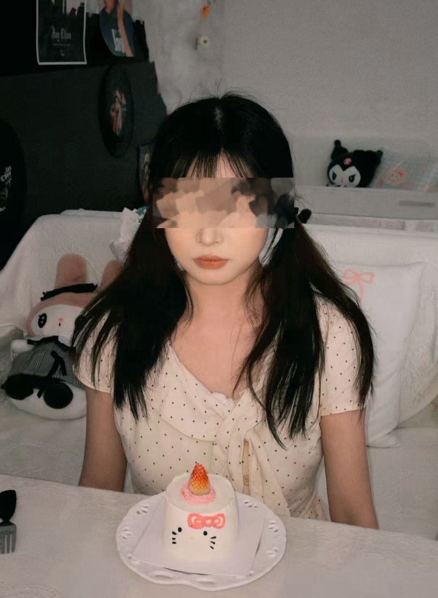 郑州字母墙 tweet media