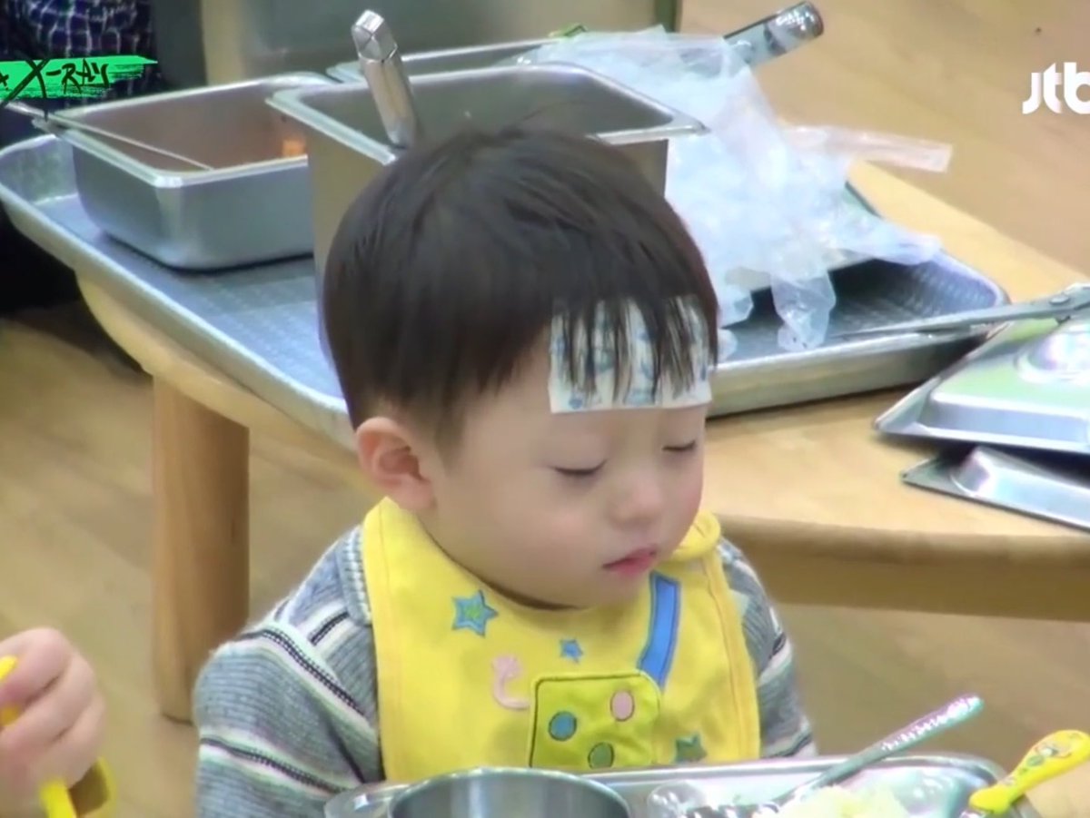 토리ᰔ tweet media