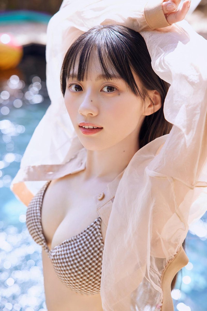 reonashiko072's tweet photo. あんまり好きじゃなかったのに次から次へとエロい先行ショットだしてて発売��からちんぽ服従させられてる💕💕

まだエグいランジェリーショットとか隠してそうなのが💕💕 https://t.co/GsBo2UbwbT