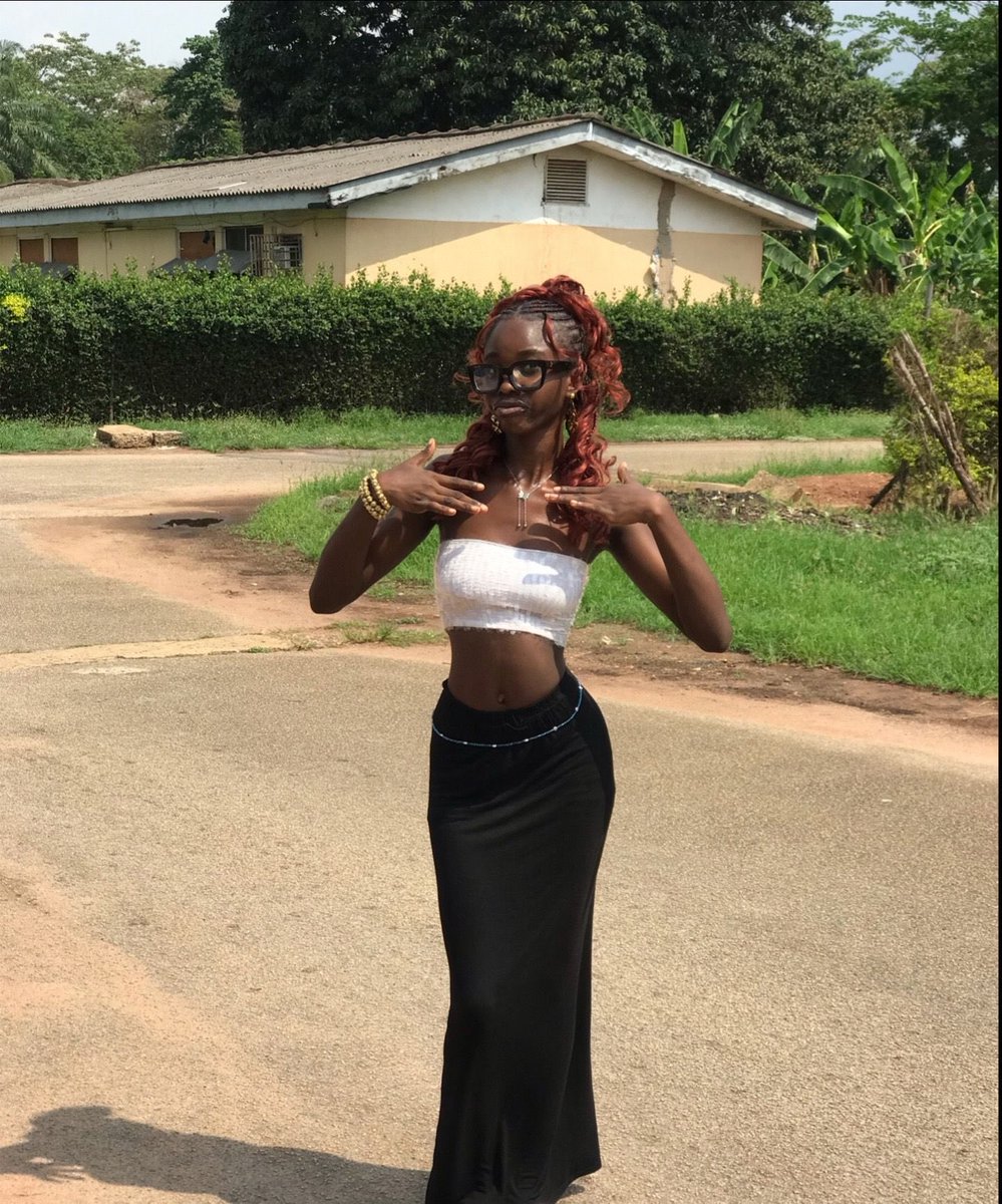 shelly🌸 tweet media