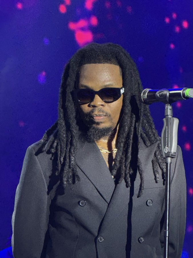 Twin Szn tweet media