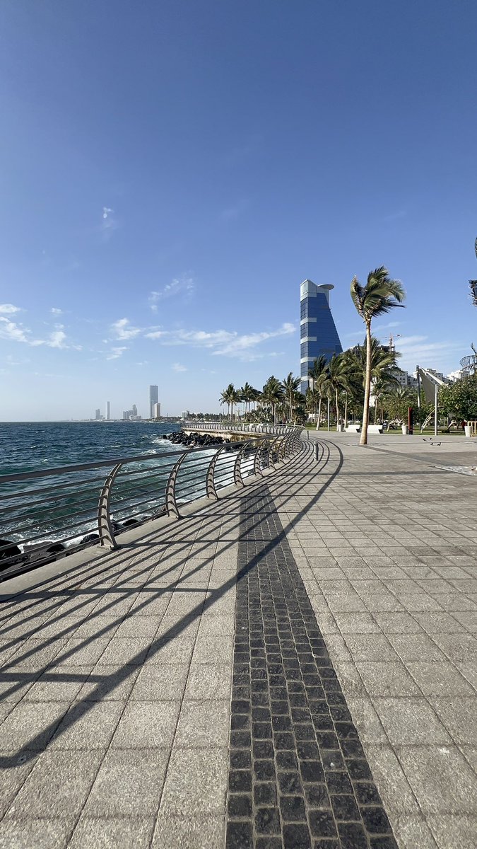 Alhanouf tweet media