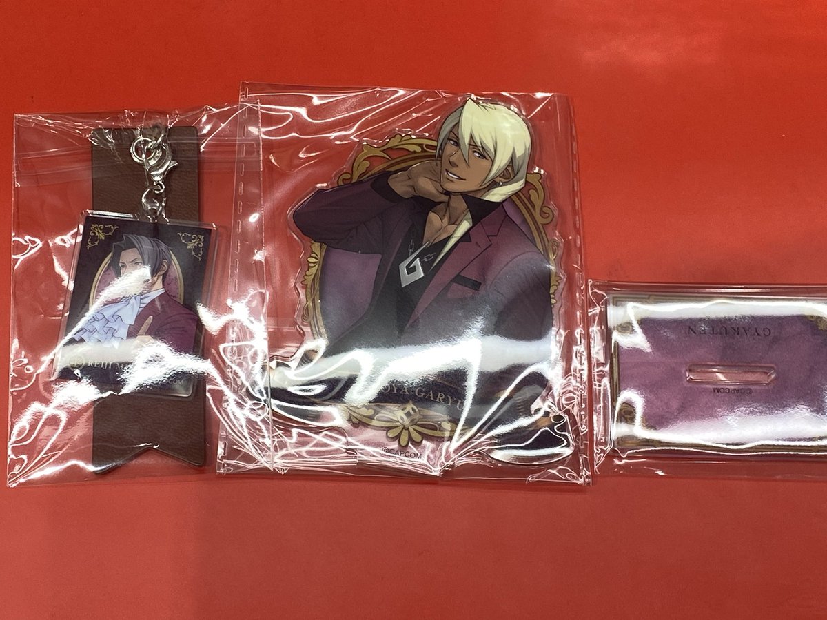 🍓👢 ★ . VOLTIS / VOLTY !!!!!! tweet media