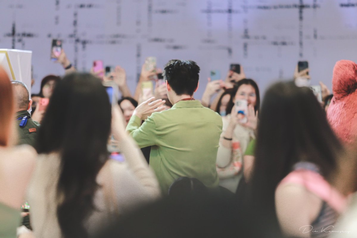 𝗱𝗶𝗮 ◡̈ 🤎🍃🍂 tweet media