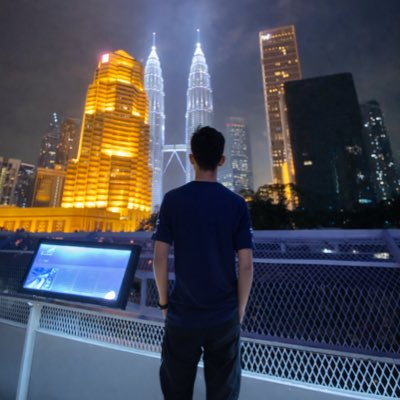 Si Tanpa Mahkota tweet media