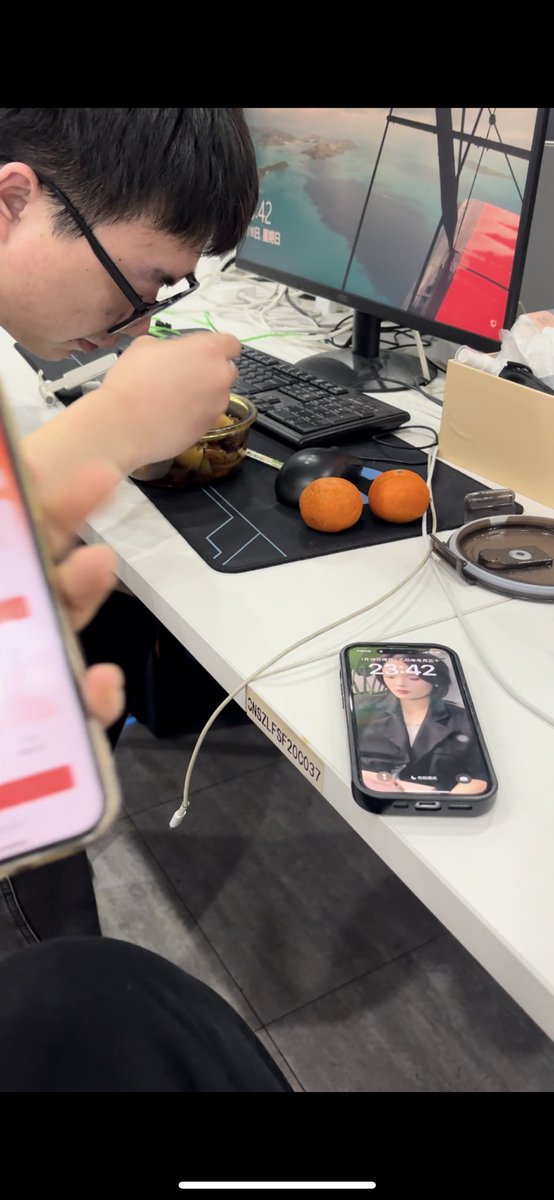 an li 安琪 tweet media