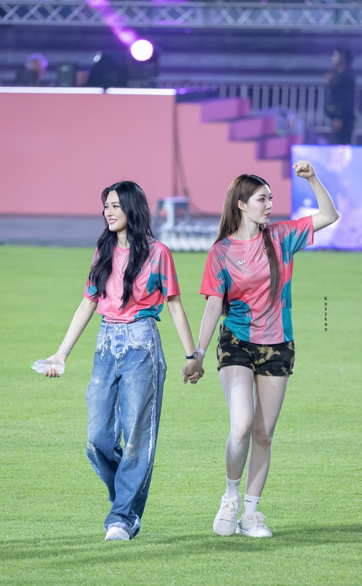 Koiizkao (ก้อยเก้า) tweet media