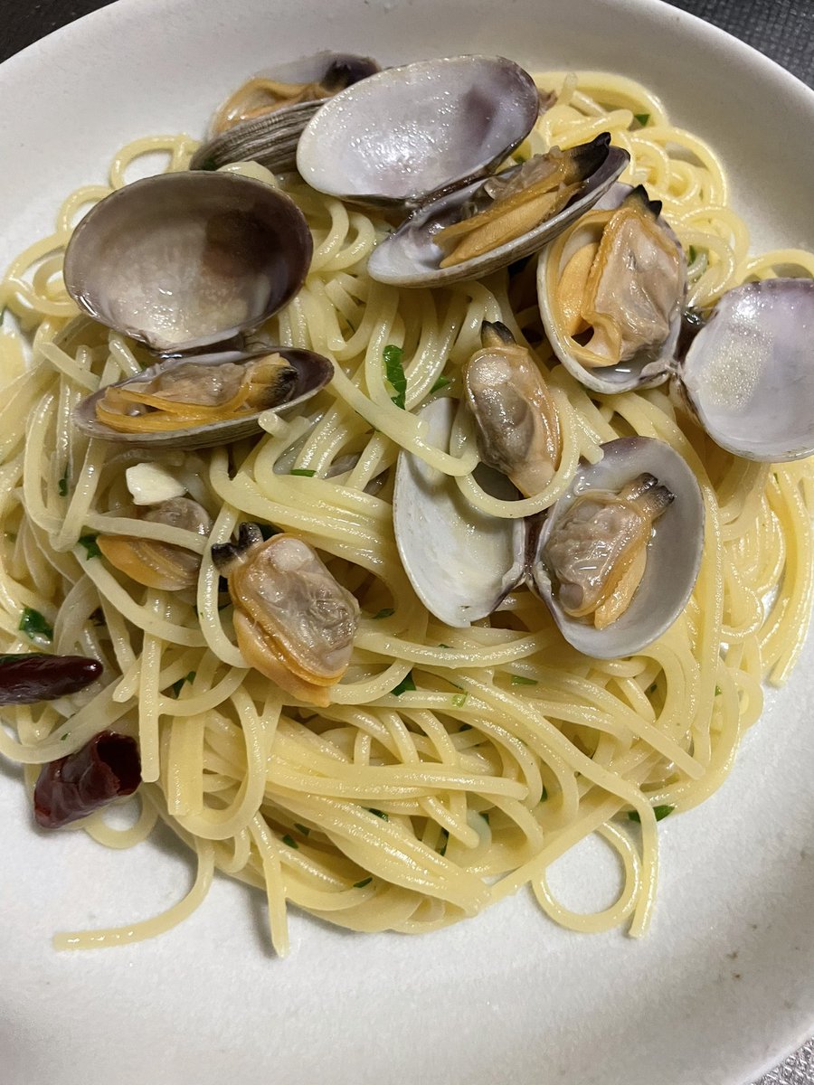 ニシカワ tweet media