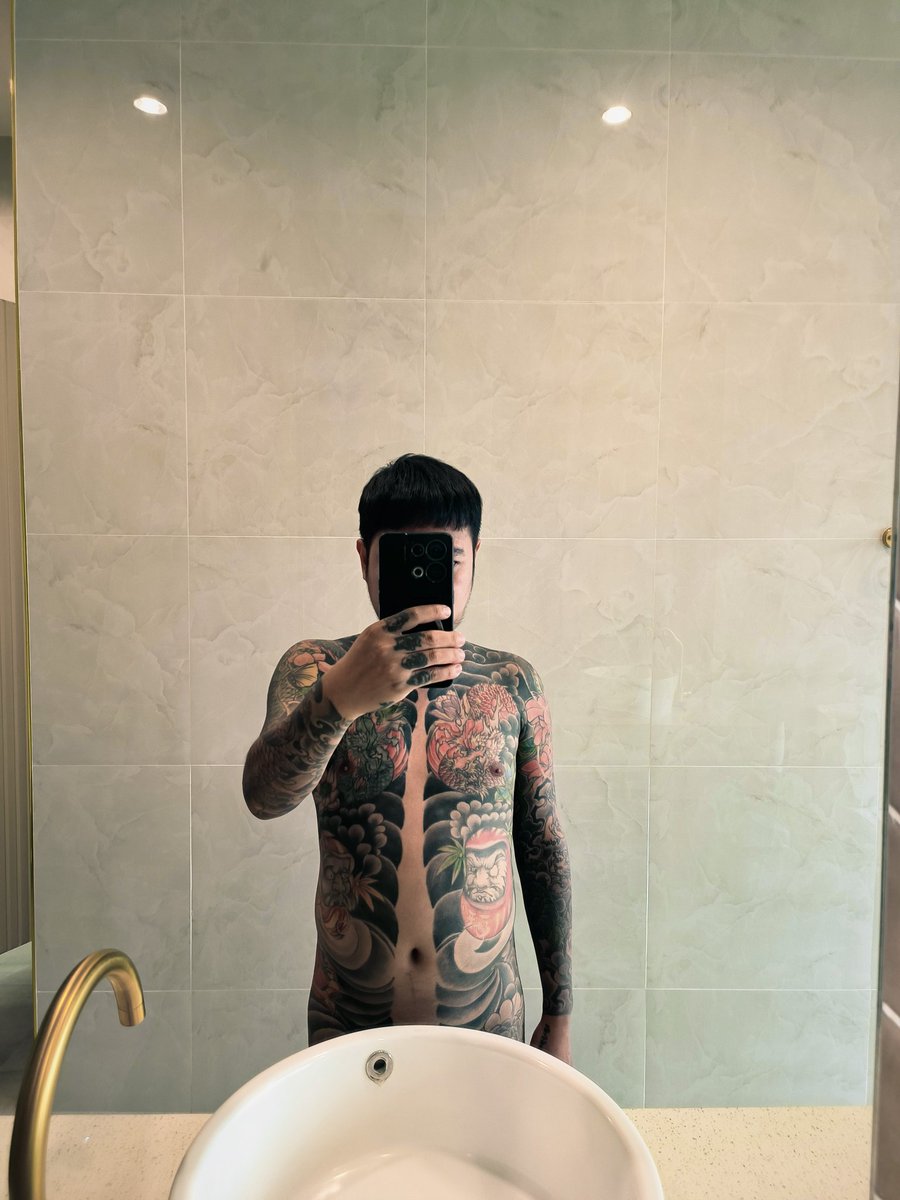 โก๋บาสส tweet media