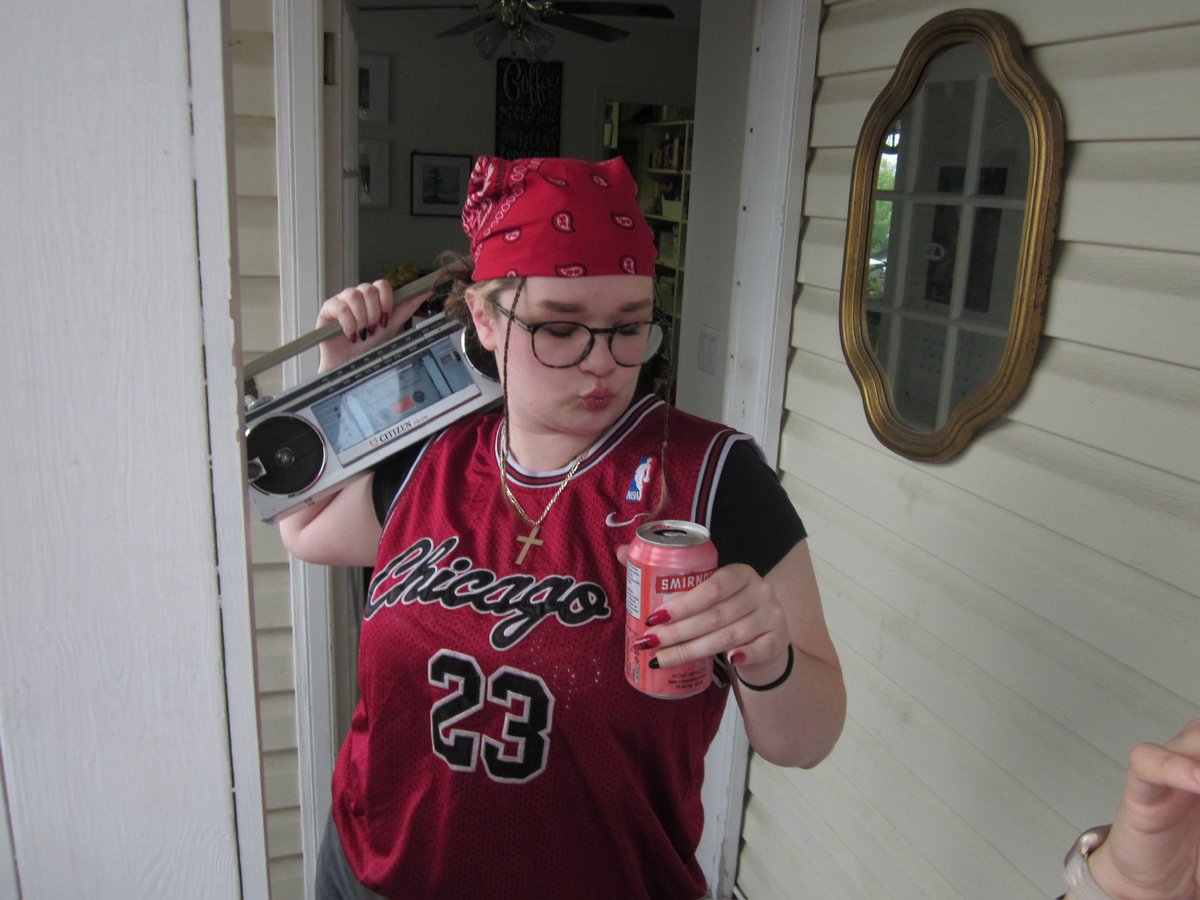 ★ Holly is a star tweet media