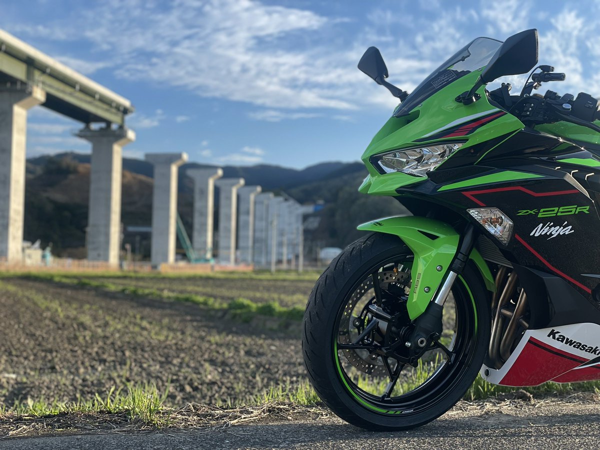 1週間ぶりの晴れ、気候も良くバイク日和☀️ ZXでは初の県外 三重を出