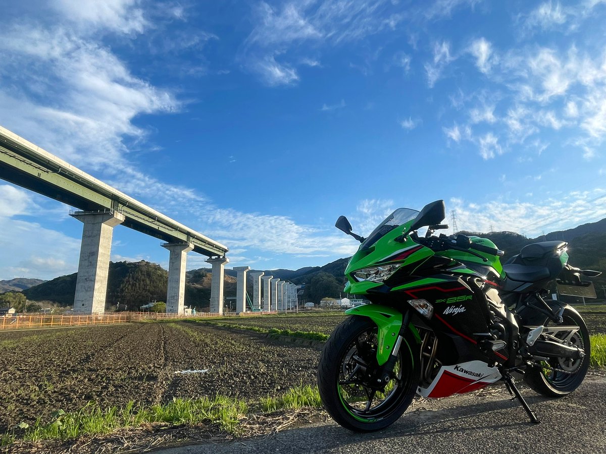 HRFARM様　25日頃 1週間ぶりの晴れ、気候も良くバイク日和☀️ ZXでは初の県外 三重を出